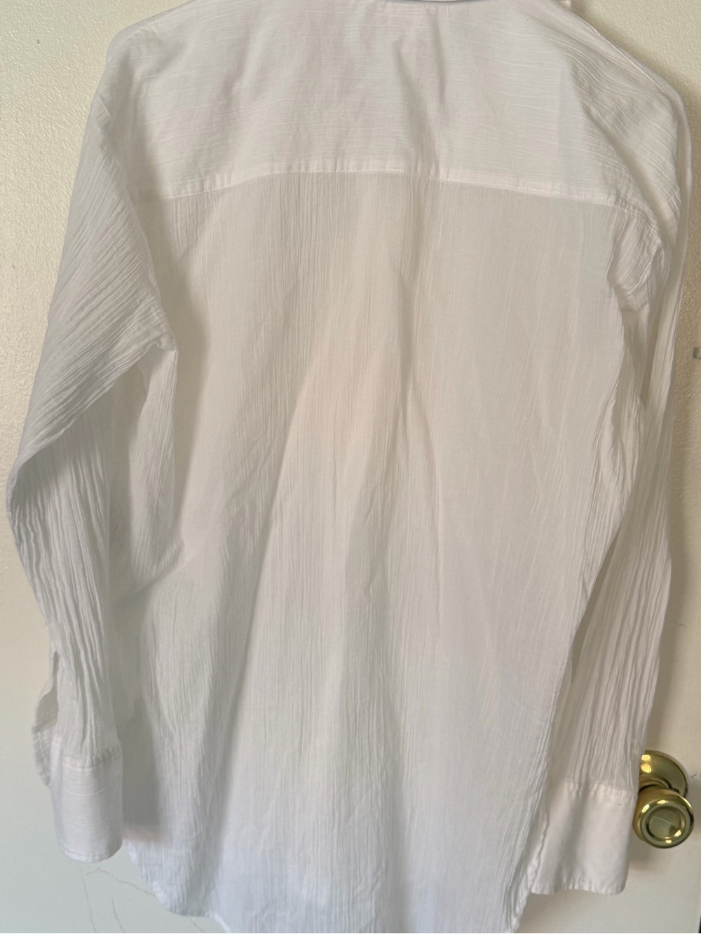 H&M White Lightweight Button Front Shirt - Picture 4 of 6